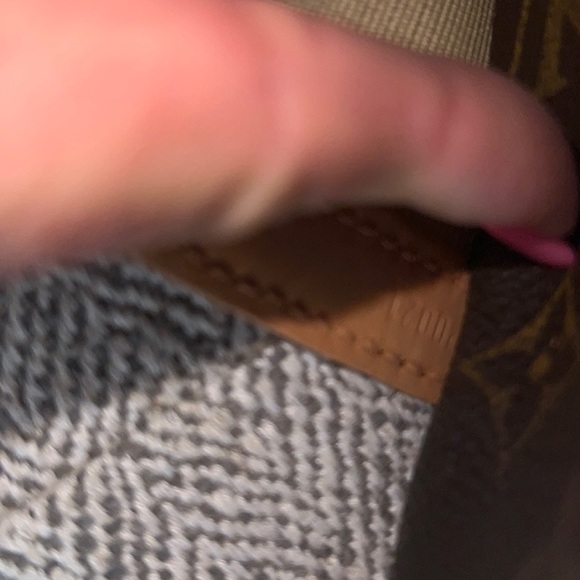 Louis Vuitton Reporter PM bag shoulder straps 11.5x8x4.5 good used condition - Picture 14 of 16